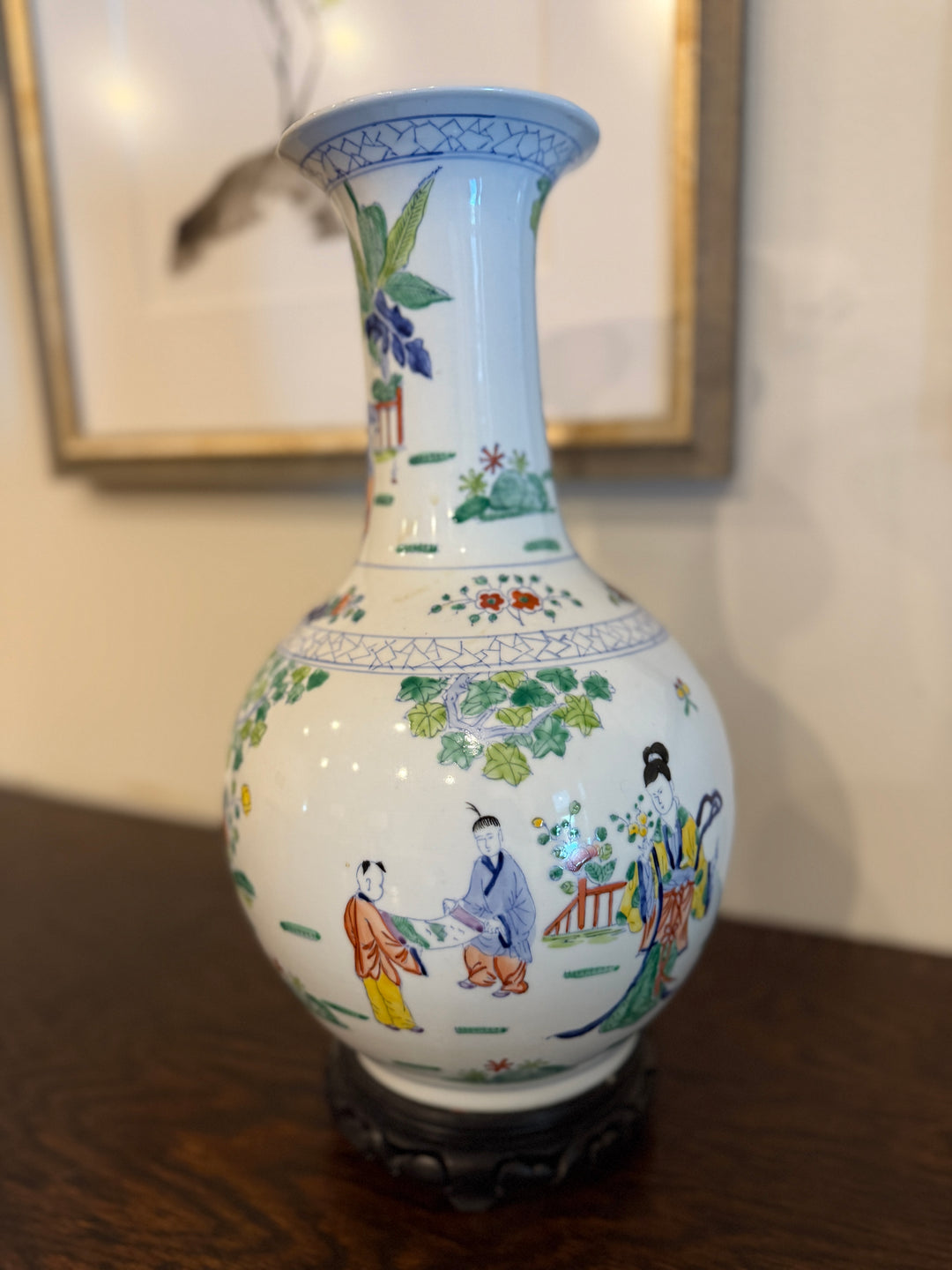 Objects D'Art Made in Macau Porcelain Vase