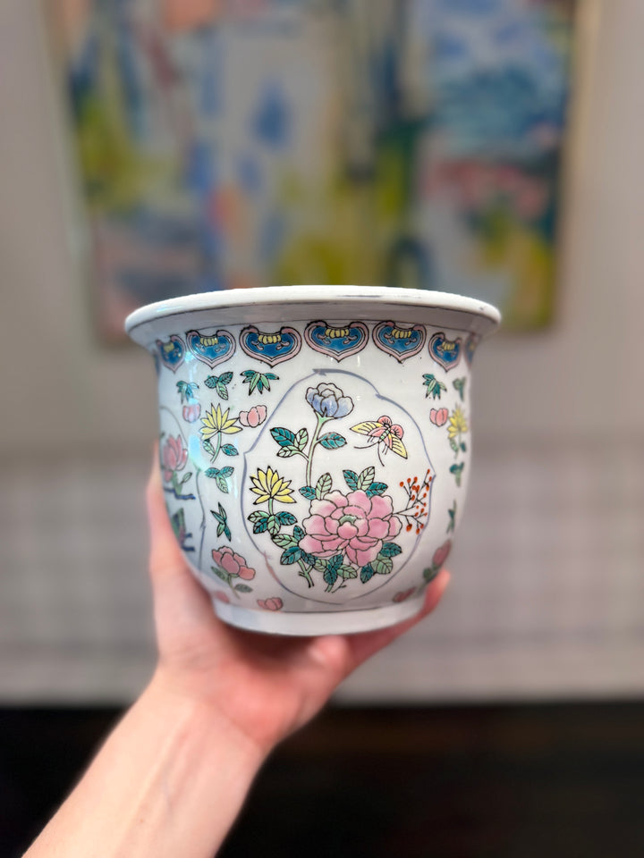 Vintage Chinese Painted Porcelain Jardiniere Planter