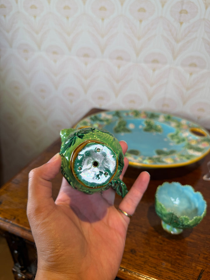 Majolica Strawberry Serving Dish - George Jones - 1872