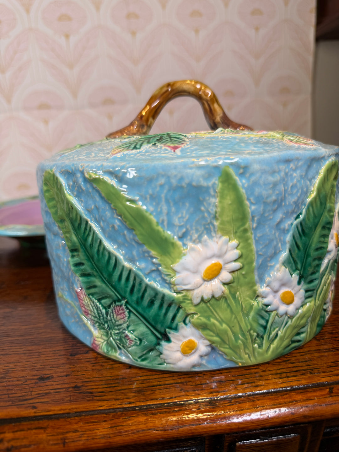 Majolica Cheese Dish - George Jones - 1868