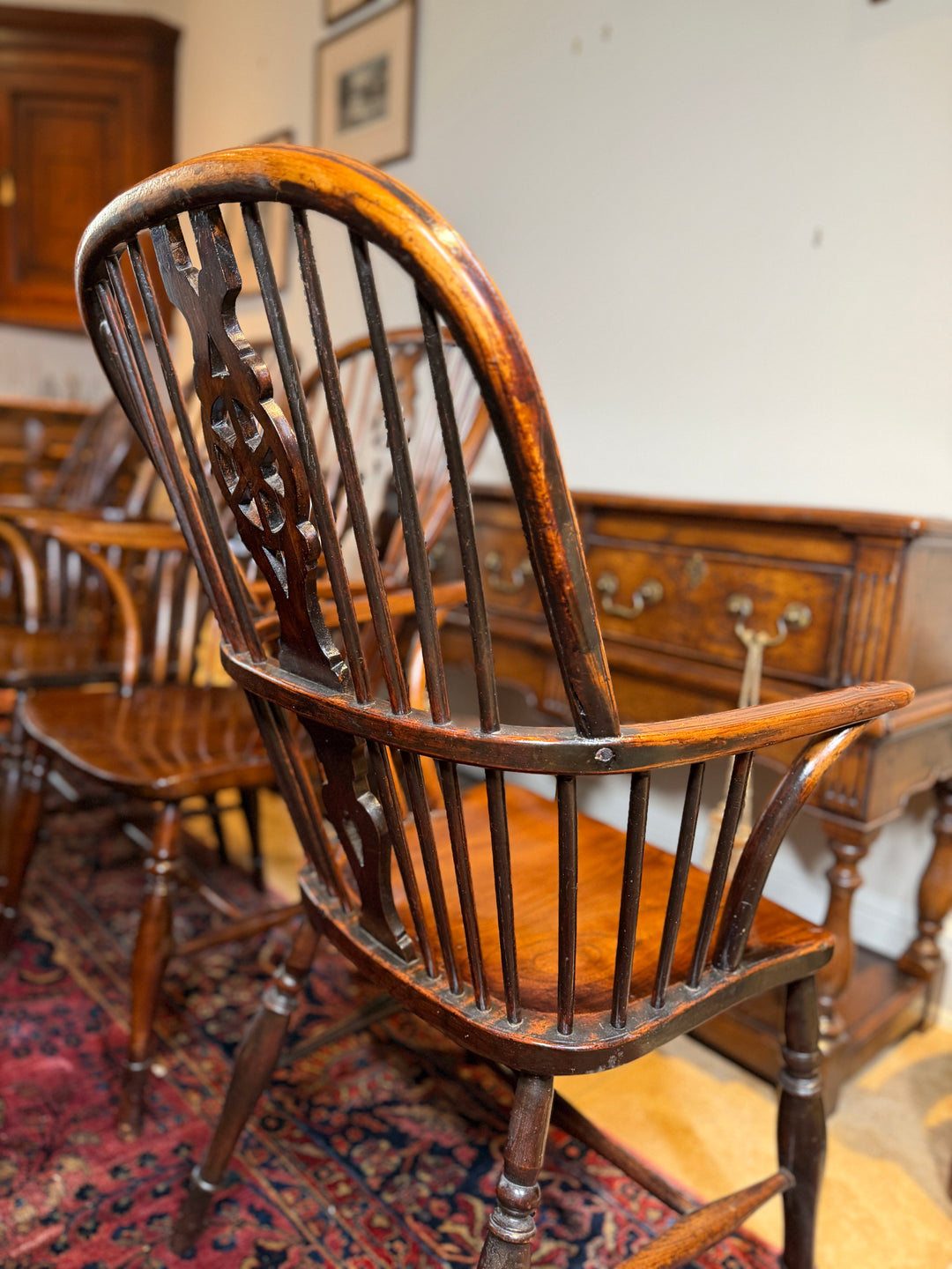 Set of 4 Windsor Double Bow Antique Chairs c. 1830
