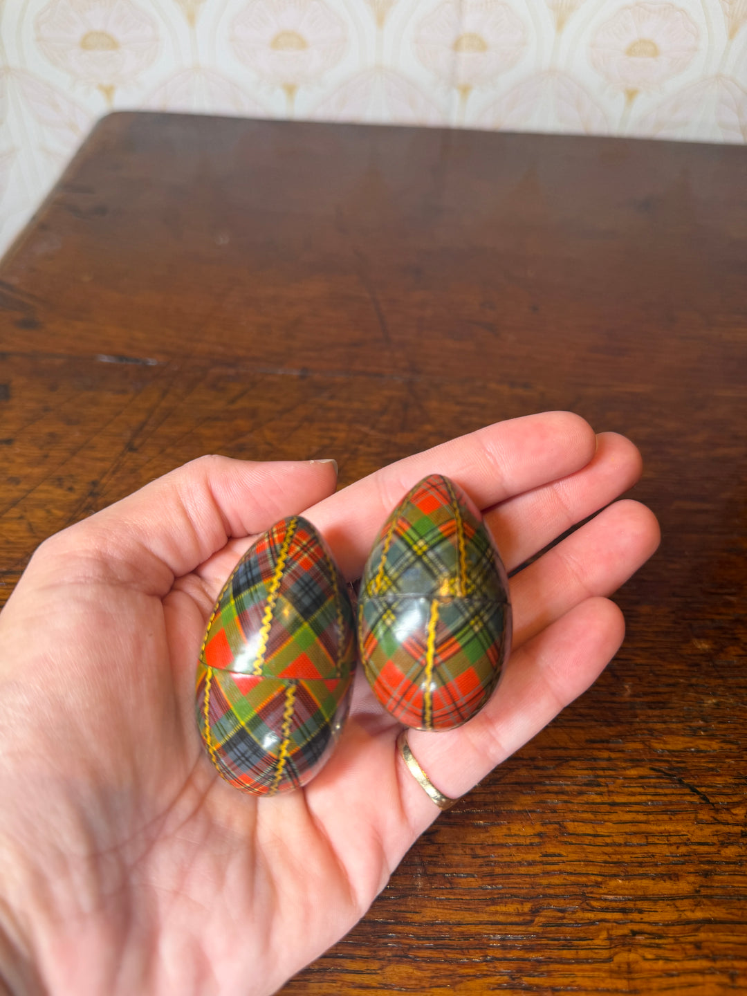 Set of 2 Tartan Eggs