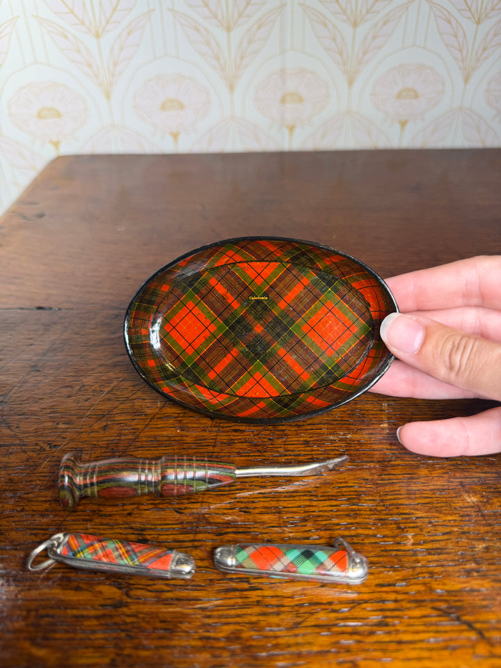 Round Tartan Dish and set of 3 Tartan Tools