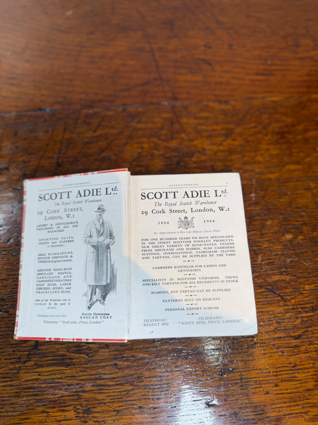 Scottish Clans Tartan Book