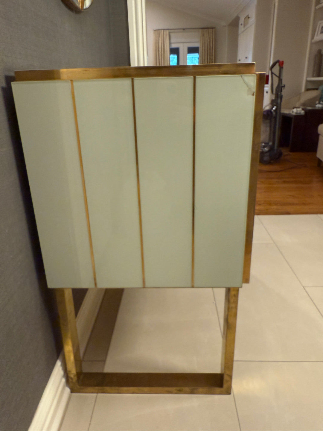 White Murano Glass Dresser with Shelf, circa 1980, from Italy