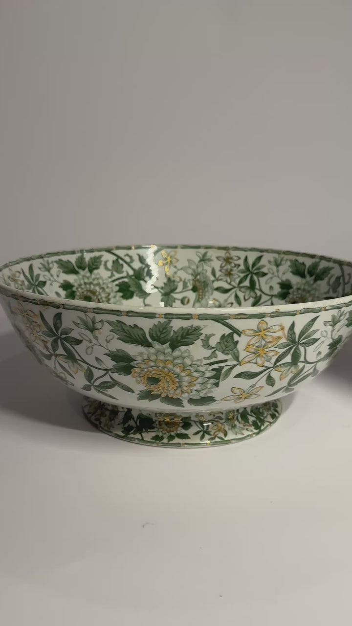 Green Famille Rose Bowl