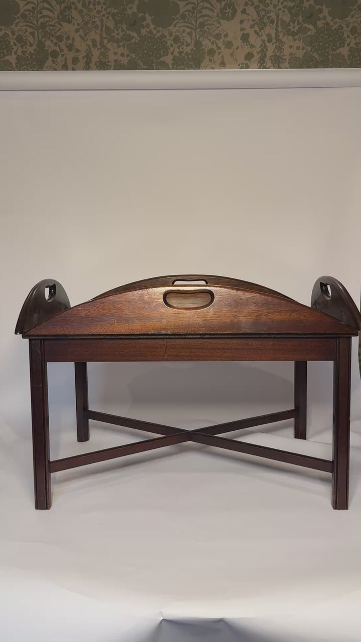 Butler’s Tray Table