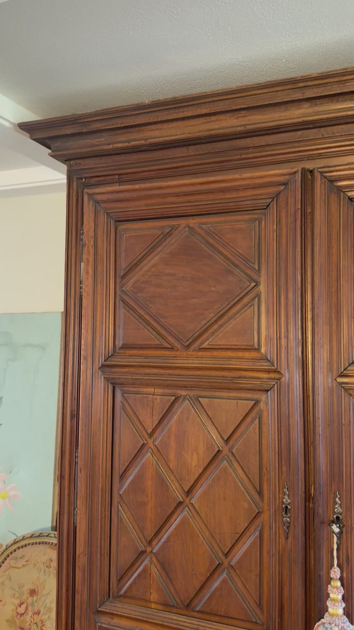 French 19th Century Louis XIII-Style Oak Armoire